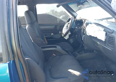 2003 GMC Sonoma Sls из США, поврежденный, VIN 1GTCS19X038264015